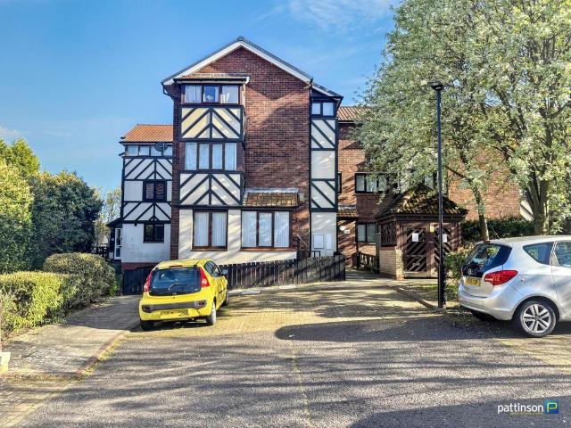 Flat for sale in Kenton, Tyne And Wear