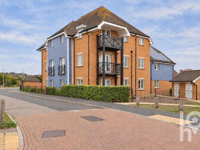 Flat for sale in Minster, Swale