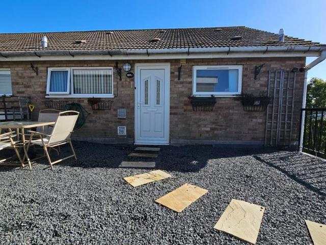 Flat for sale in North Weston, Portishead