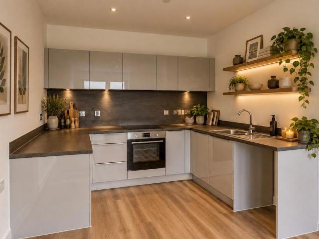 Flat for sale in Lockleaze, Bristol