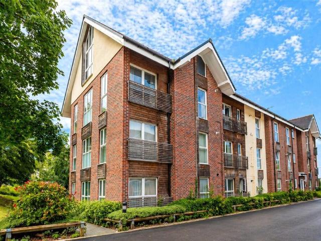 Flat for sale in Enborne, West Berkshire