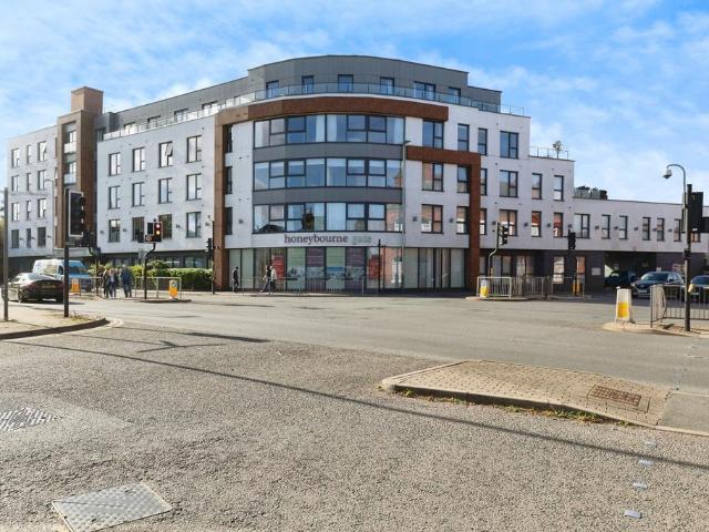 Flat for sale in Wymans Brook, Golden Valley