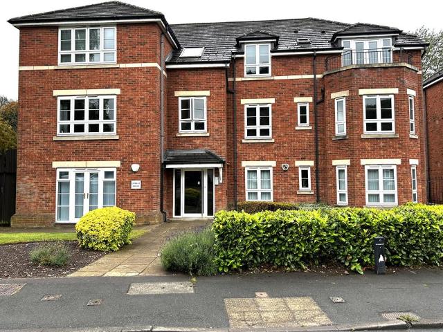 Flat for sale in Hardwick, Streetly
