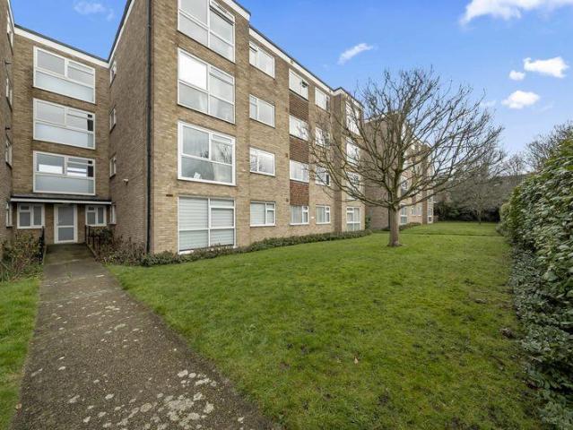 Flat for sale in Isle Of Man