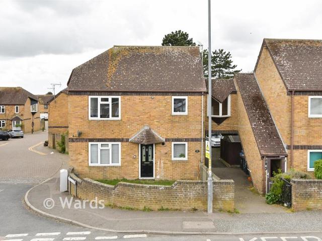 Flat for sale in Birchington, Acol