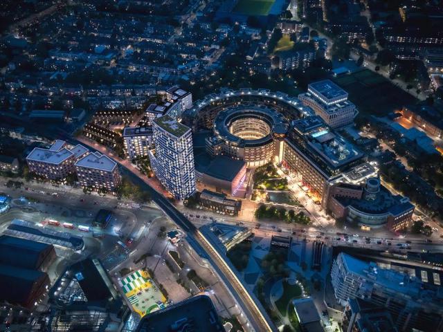 Flat for sale in Shepherd's Bush, Greater London