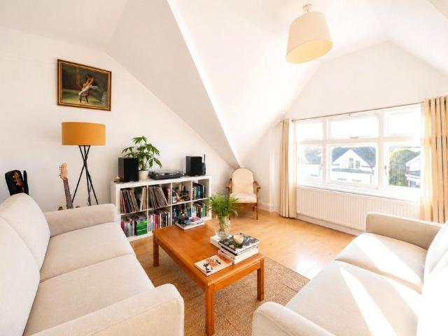 Flat for sale in Shepherd's Hill, Crouch End
