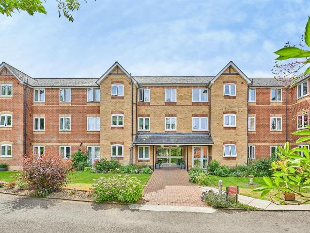 Flat for sale in Pleasant Valley, Duton Hill