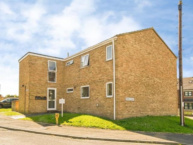 Flat for sale in Kingsdown, Swindon