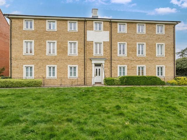 Flat for sale in Chelmsford, Essex