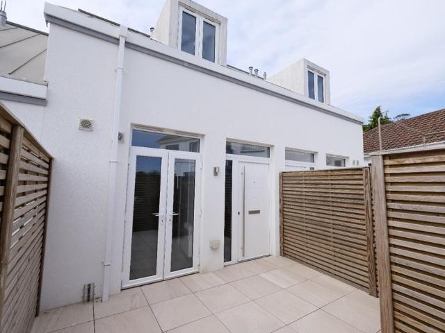 Flat for sale in St Helier, Greater London