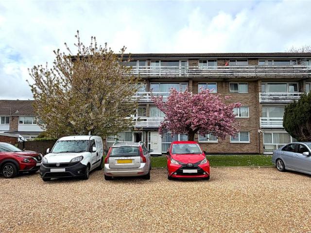 Flat for sale in Warblington, Spring Vale
