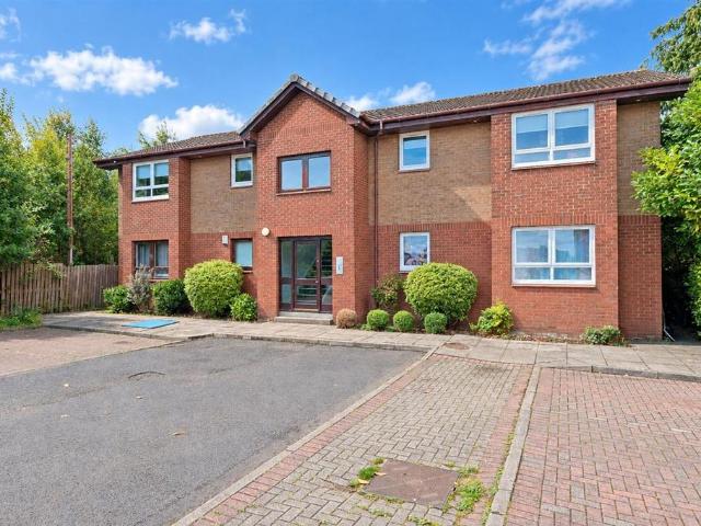 Flat for sale in Fallside, Viewpark