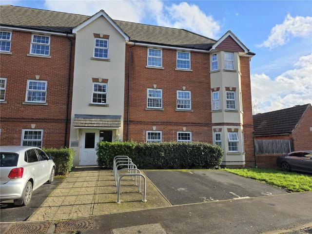 Flat for sale in Priest Down, Hampshire