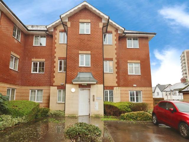 Flat for sale in Cardiff International Sports Village, Falcon Lodge