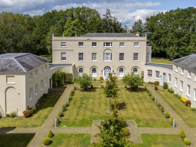 Flat for sale in Row Town, Surrey