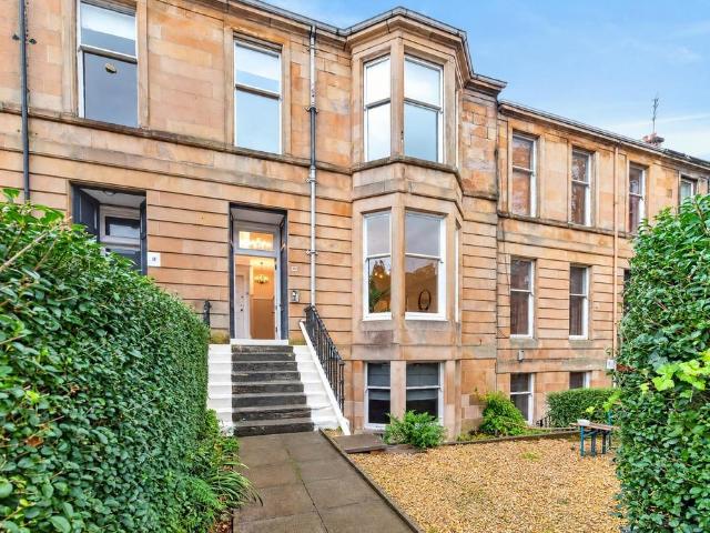 Flat for sale in Strathbungo, Glasgow
