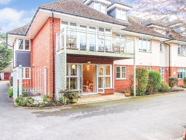 Flat for sale in Pennington, Ashurst Bridge