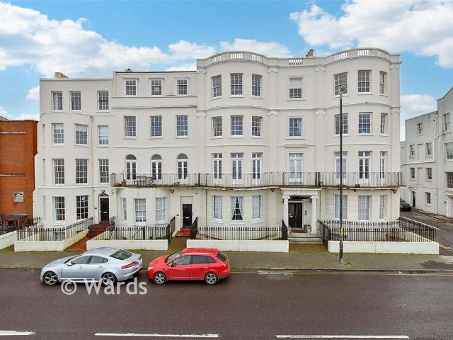Flat for sale in Cliftonville West, Acol