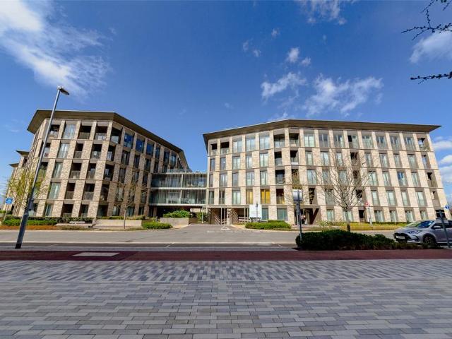 Flat for sale in Arbury, Cambridgeshire