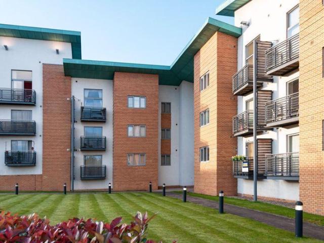 Flat for sale in Mount Pleasant, Brierley Hill