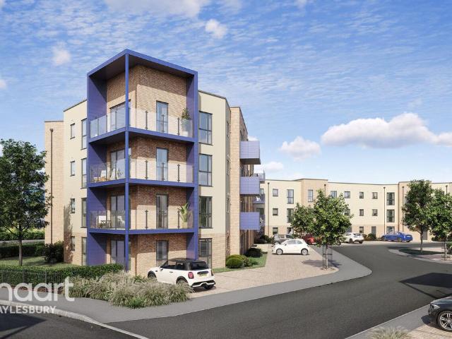 Flat for sale in Berryfield, Buckinghamshire