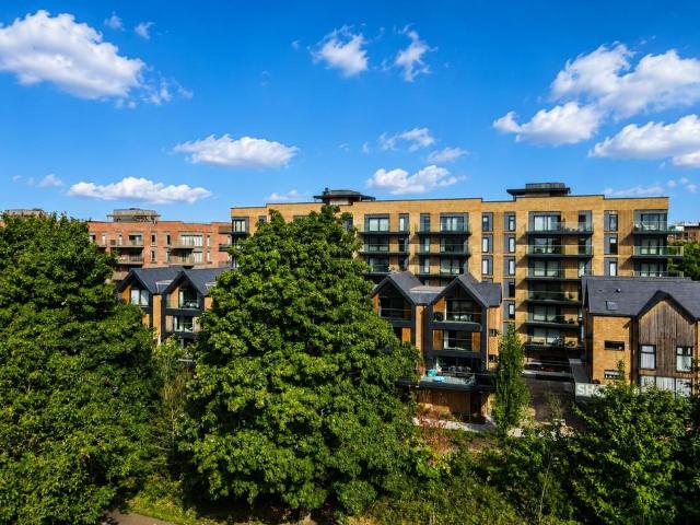 Flat for sale in South Ashford, Bridgefield