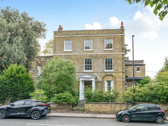 Flat for sale in Carterhatch, Greater London
