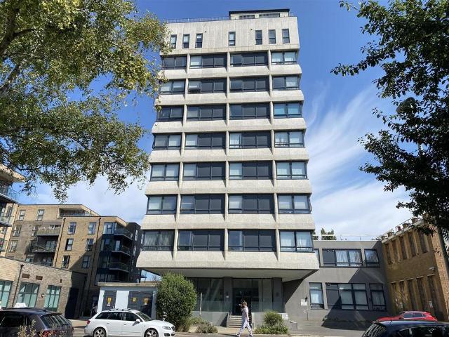 Flat for sale in West Worthing, Worthing