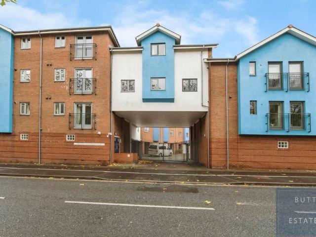 Flat for sale in St Thomas, Exeter
