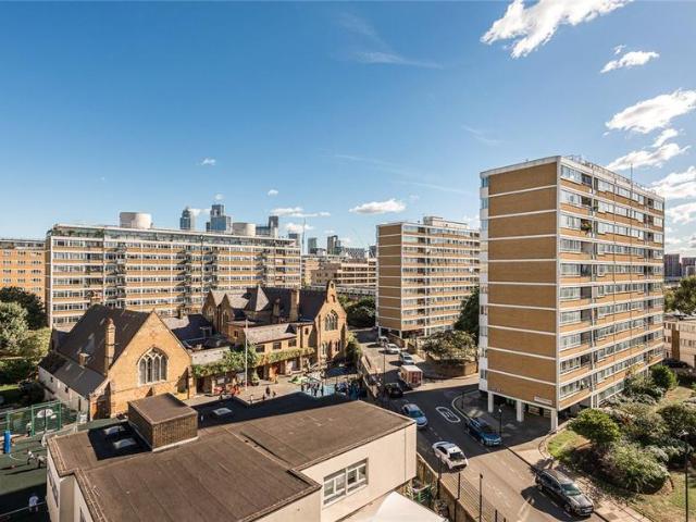 Flat for sale in Churchill Gardens Estate, Greater London