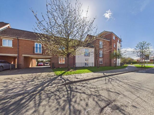 Flat for sale in Darlington