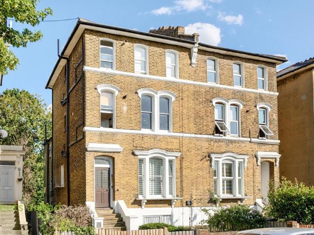 Flat for sale in Anerley, Greater London