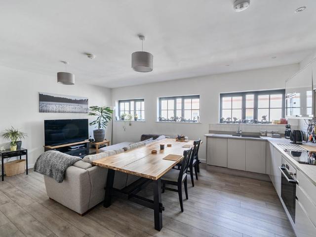 Flat for sale in Hayes Park, Midsomer Norton