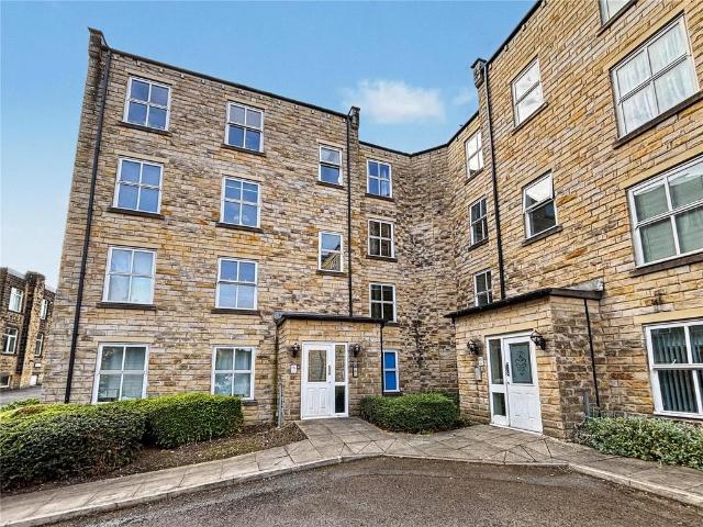 Flat for sale in Priestthorpe, Crossflatts