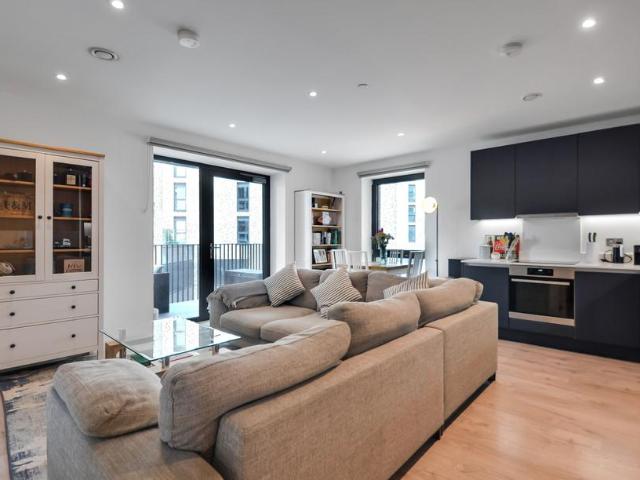 Flat for sale in Wandsworth, Isle Of Man