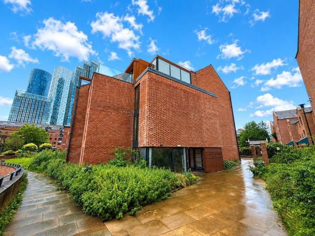 Flat for sale in City Centre, Georgia