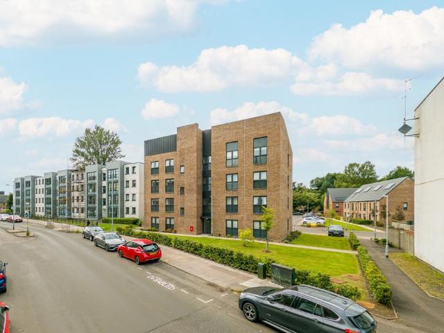 Flat for sale in Wellmeadow, Pollokshaws