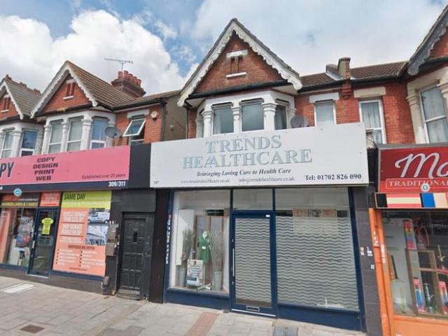 Flat for sale in Milton, Alton Barnes