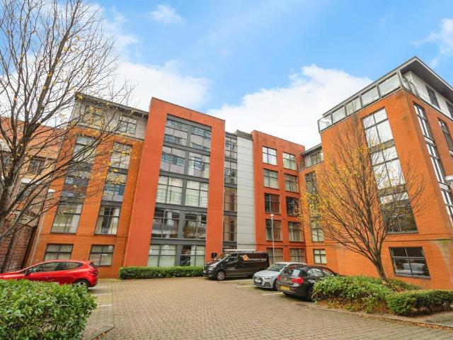 Flat for sale in Jewellery Quarter, West Midlands