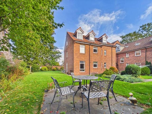 Flat for sale in Beverley, Hull and East Yorkshire