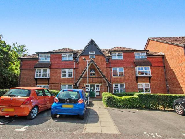 Flat for sale in New Town, Monks Orchard
