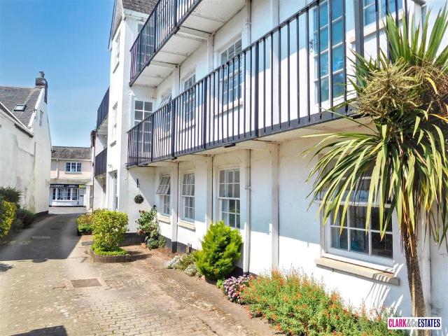 Flat for sale in Watergate, Devon