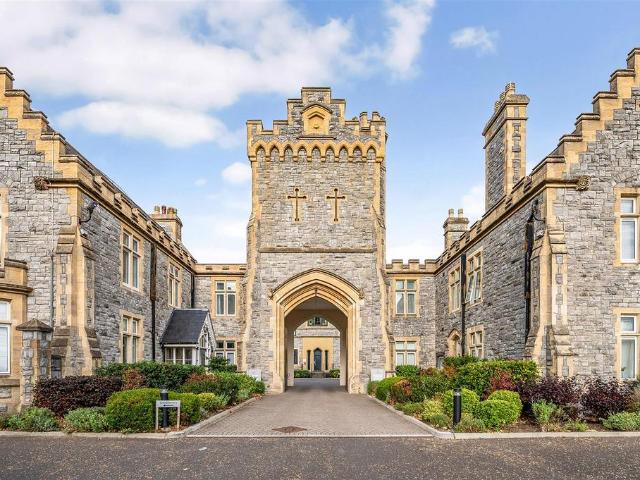 Flat for sale in Kingston, Fratton