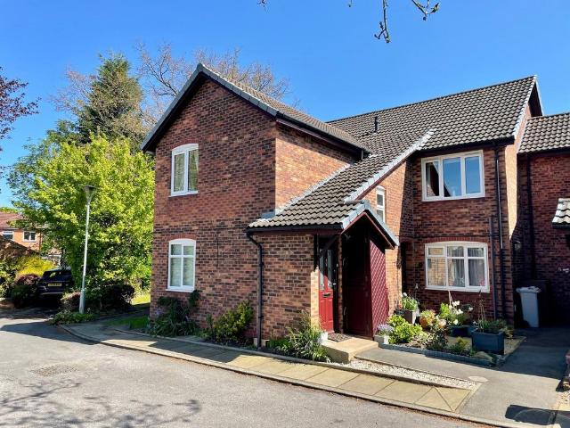 Flat for sale in Wilmslow Park, Wilmslow
