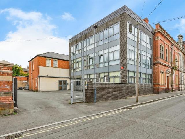 Flat for sale in New Normanton, East Midlands