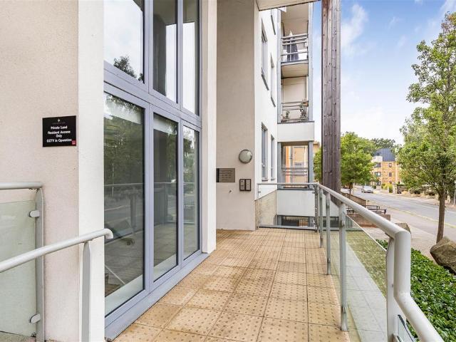 Flat for sale in Arbury, Cambridgeshire