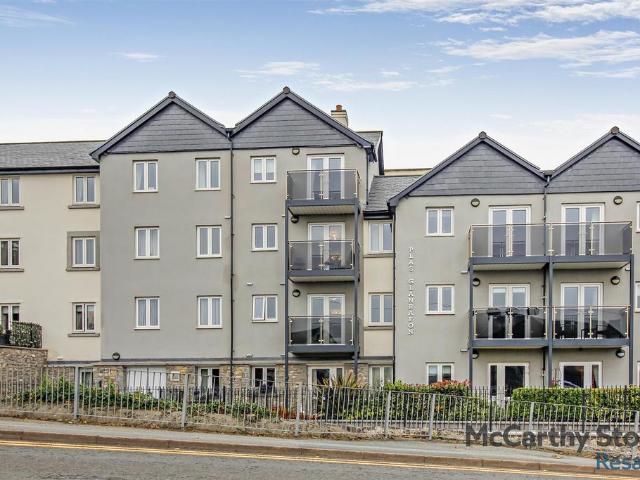 Flat for sale in Llanfair-Mathafarn-Eithaf, Benllech