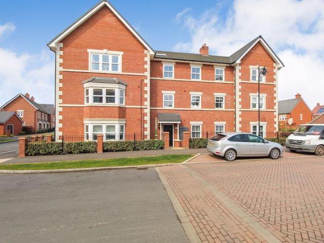 Flat for sale in Bedford