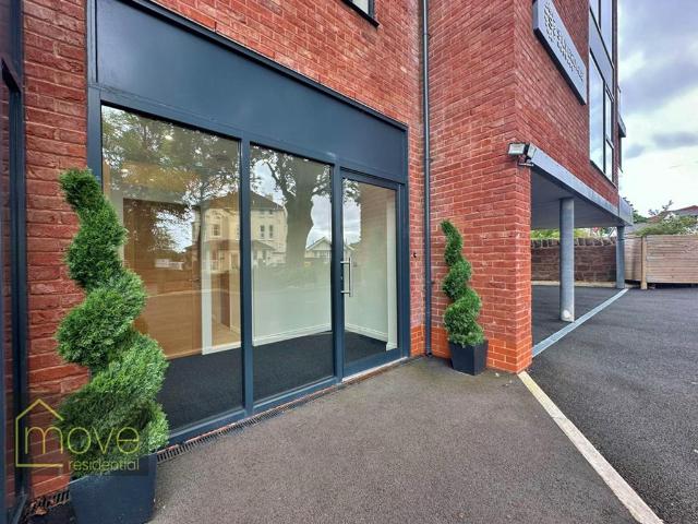 Flat for sale in Heswall, Wirral